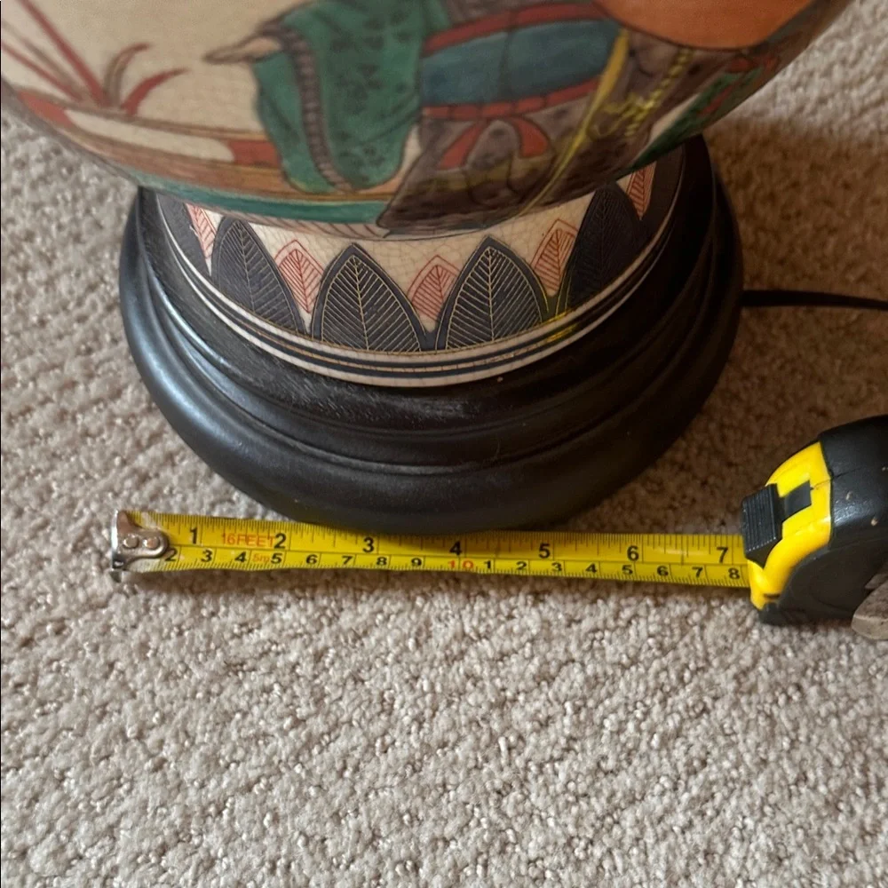 Decorative Ceramic Table Lamp with Asian Motif